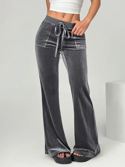 Jeanne | Elegante graue Samt-Flare-Hose