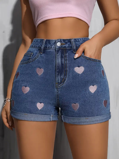 Laila | Mühelos schicke High-Waisted Denim-Shorts mit gestickten Herzen