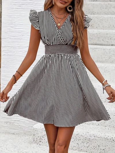 Cary | Gestreiftes Kleid mit gerafftem Halsausschnitt und geraffter Taille