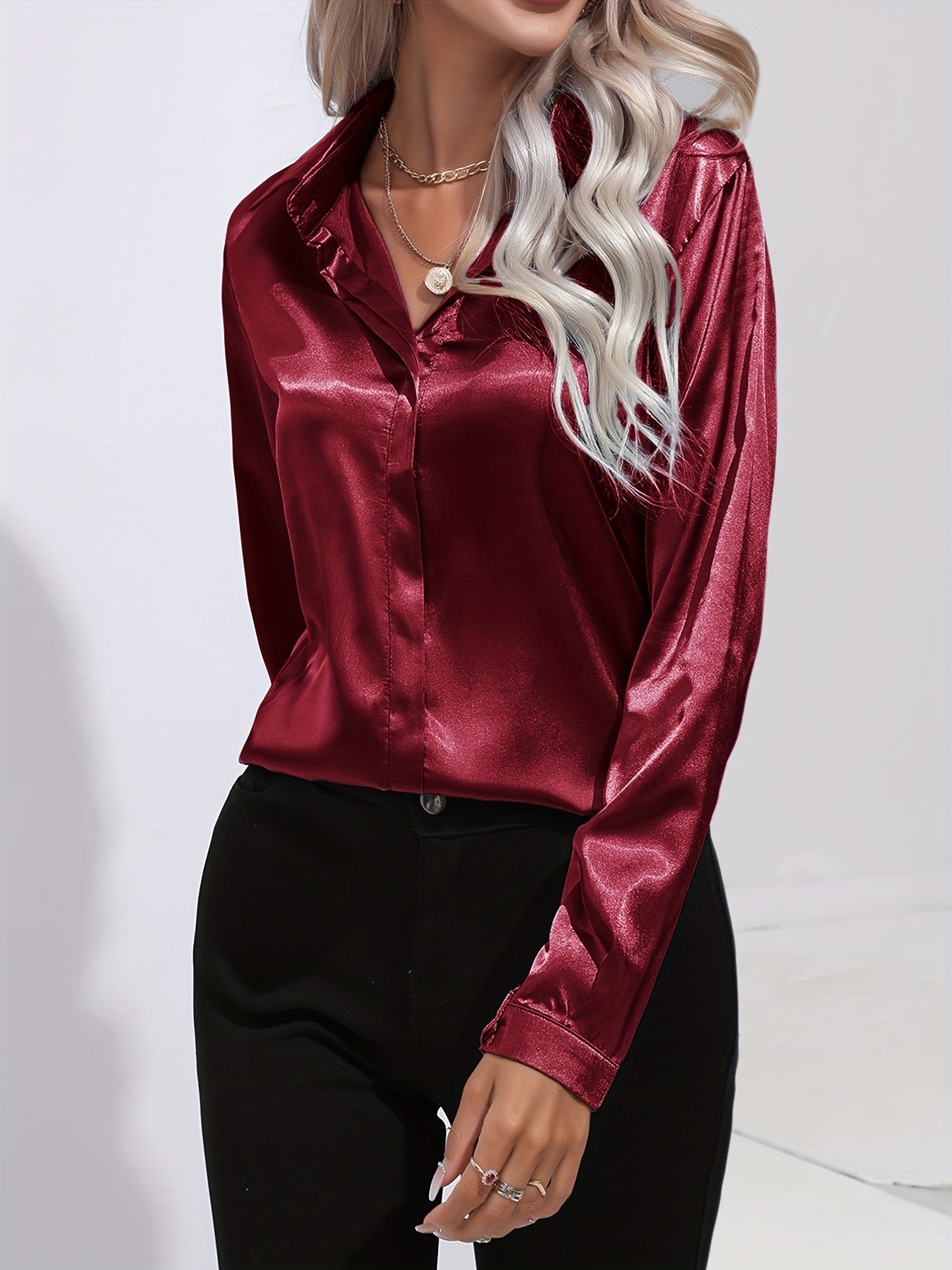 Chiara |  Schicke Herbst Elegante Satinbluse für Frauen