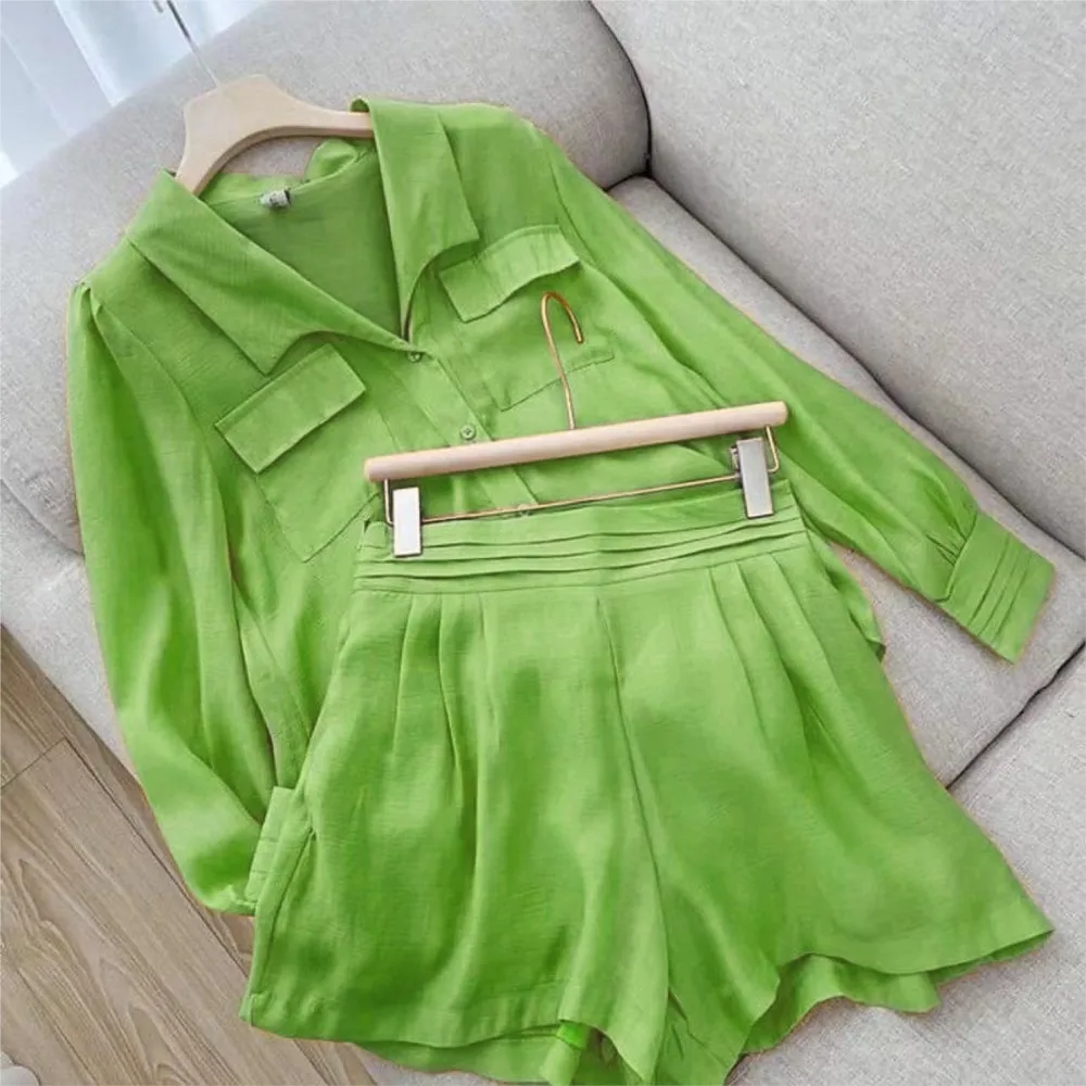 WW | Zweiteiliger Set Frühjahrsbluse