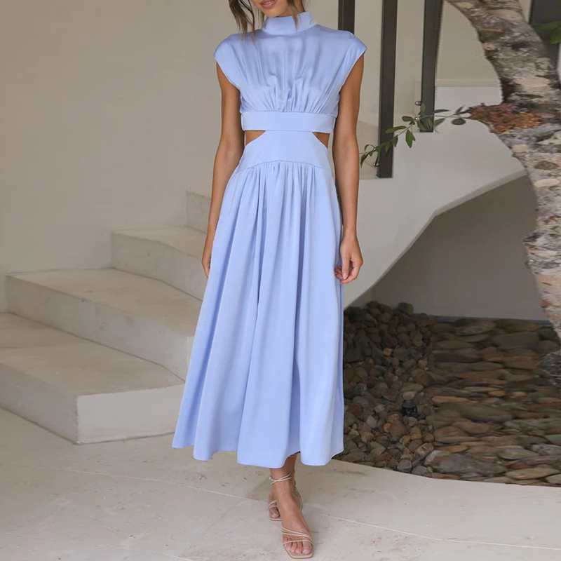 Adella - Modisches Cut-Out Plissee Kleid