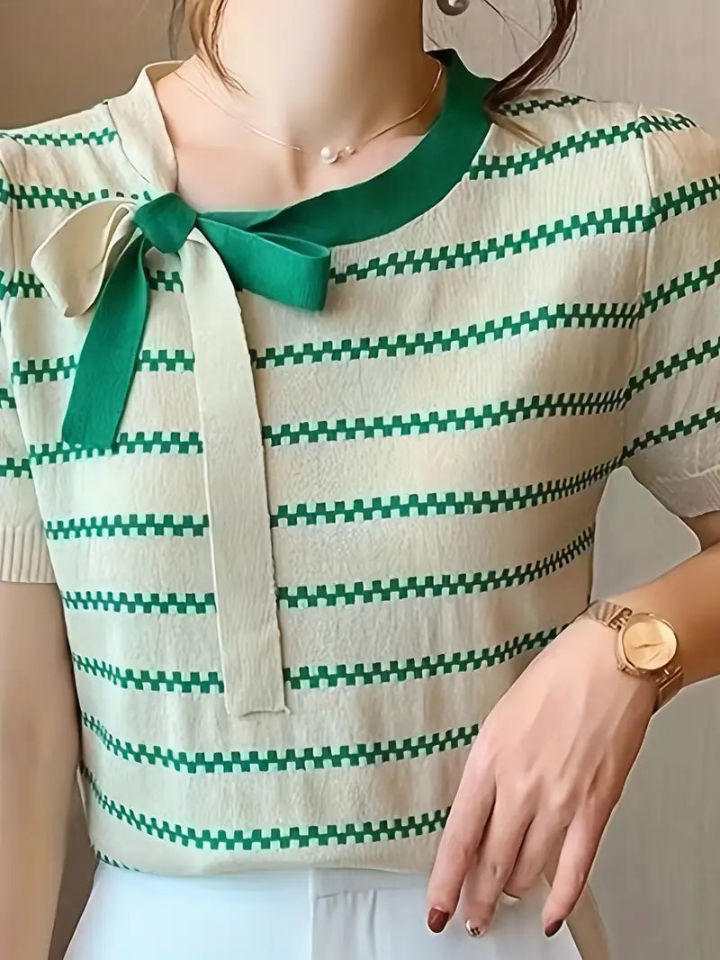 Renee | Gestreiftes Strick-Poloshirt mit Krawattenausschnitt