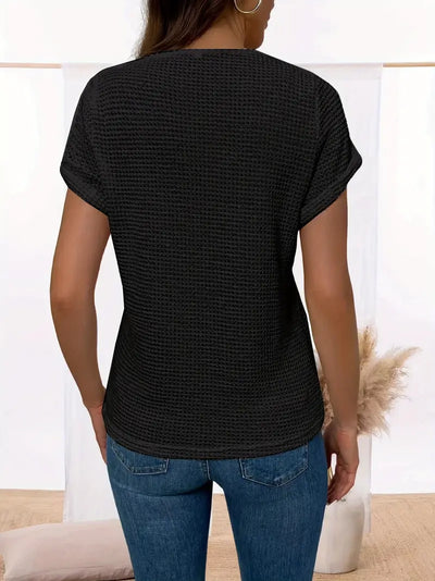 Lilith | T-Shirt mit Spitzeneinsätzen und Rundhalsausschnitt