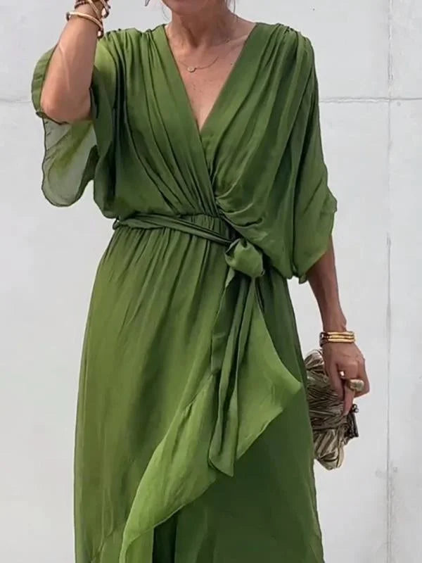 WW | stilvolles und elegantes Chiffonkleid mit V-Ausschnitt