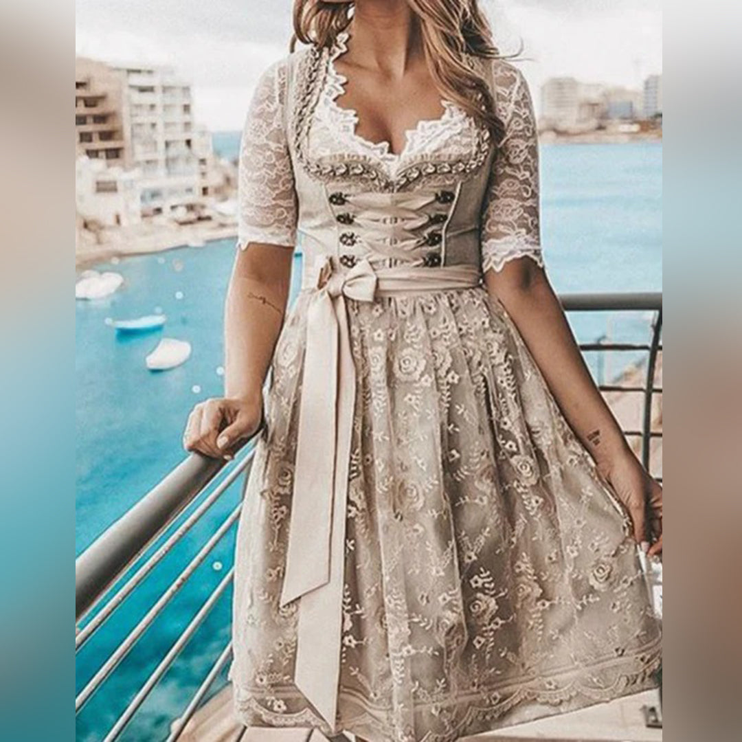 ALINE - Stilvolles Kostüm für Damen