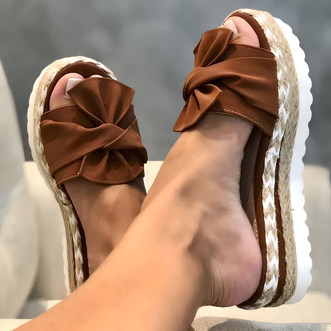 Beatrix | Damensandalen mit Lockenwicklern