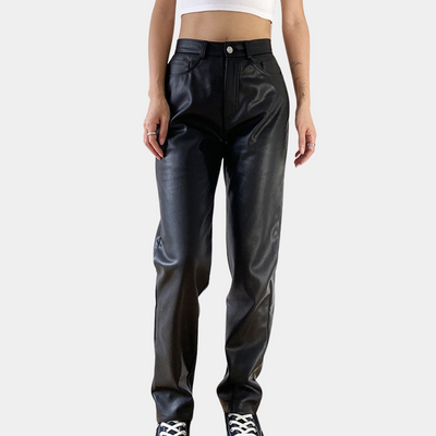 Julian | Klassische Lederhose für Frauen