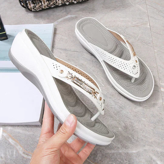 Vivien | Lässige Strandsandalen für Frauen