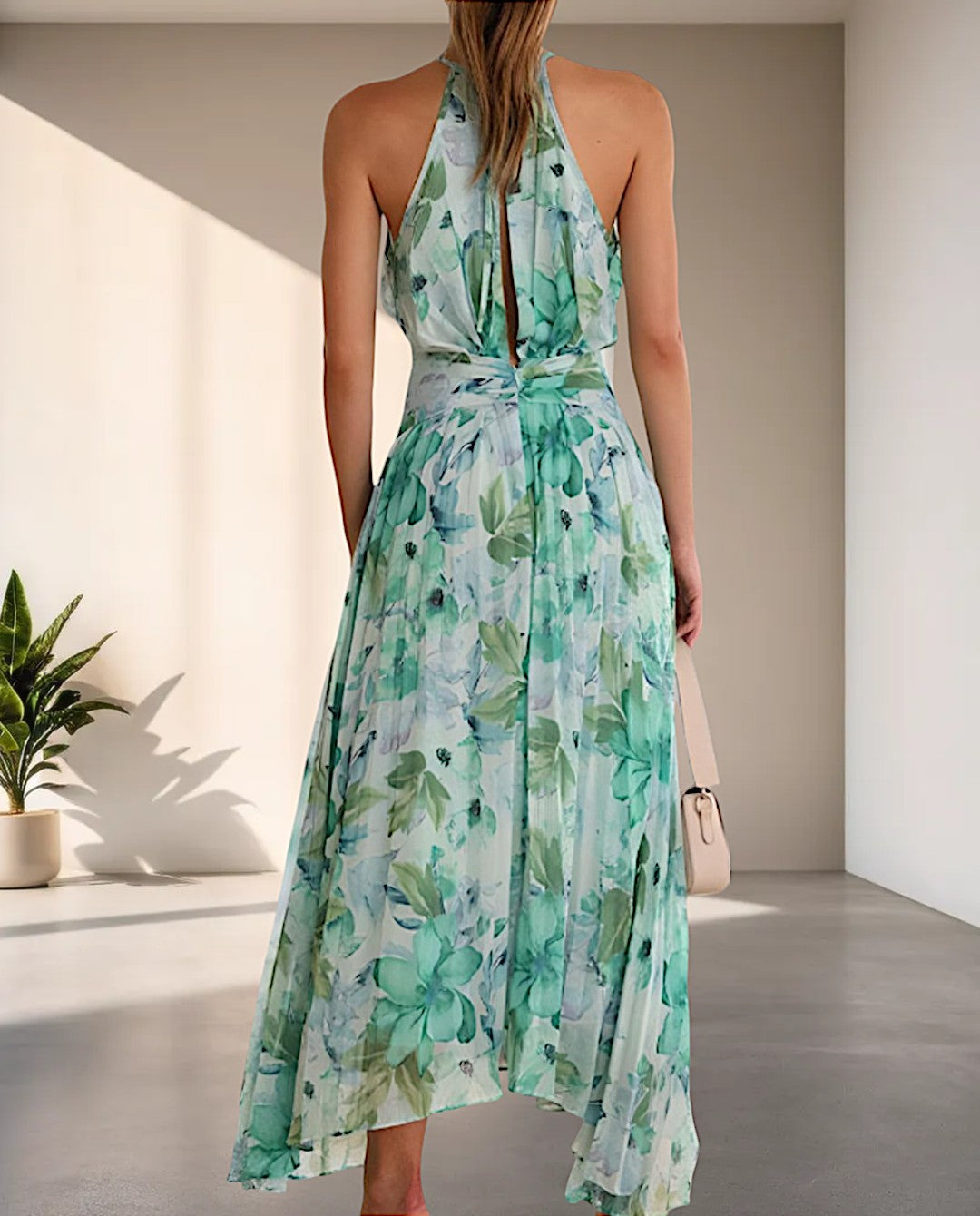Athena | Ein sommerliches Neckholderkleid