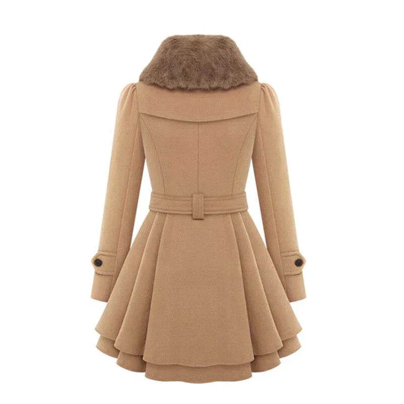 Alara - Luxuriöser Trenchcoat mit Veganfell