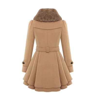 Alara - Luxuriöser Trenchcoat mit Veganfell