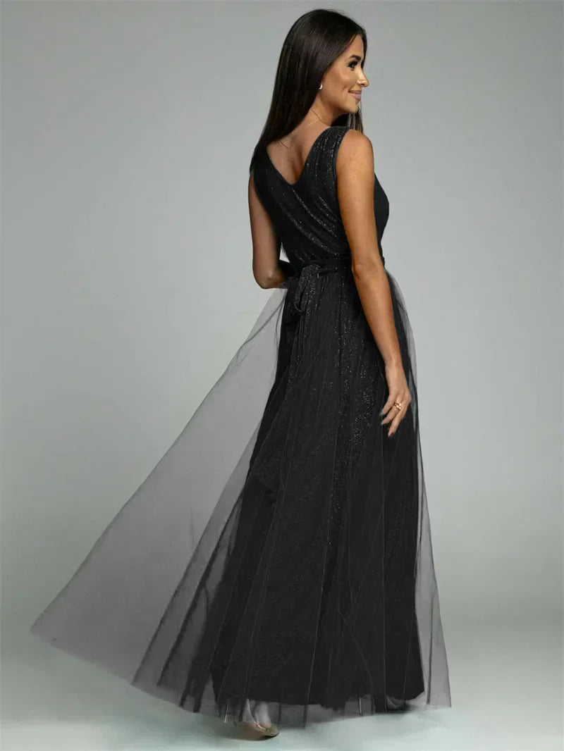 Nova | Elegantes V-Ausschnitt Kleid