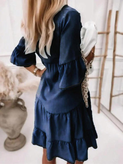 „CityBlues“ – Sommerkleid mit Denim-Optik & Volant-Details
