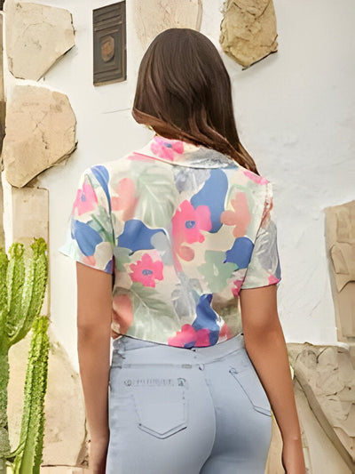 Aila | Elegante Bluse mit Blumendruck und kurzen Ärmeln