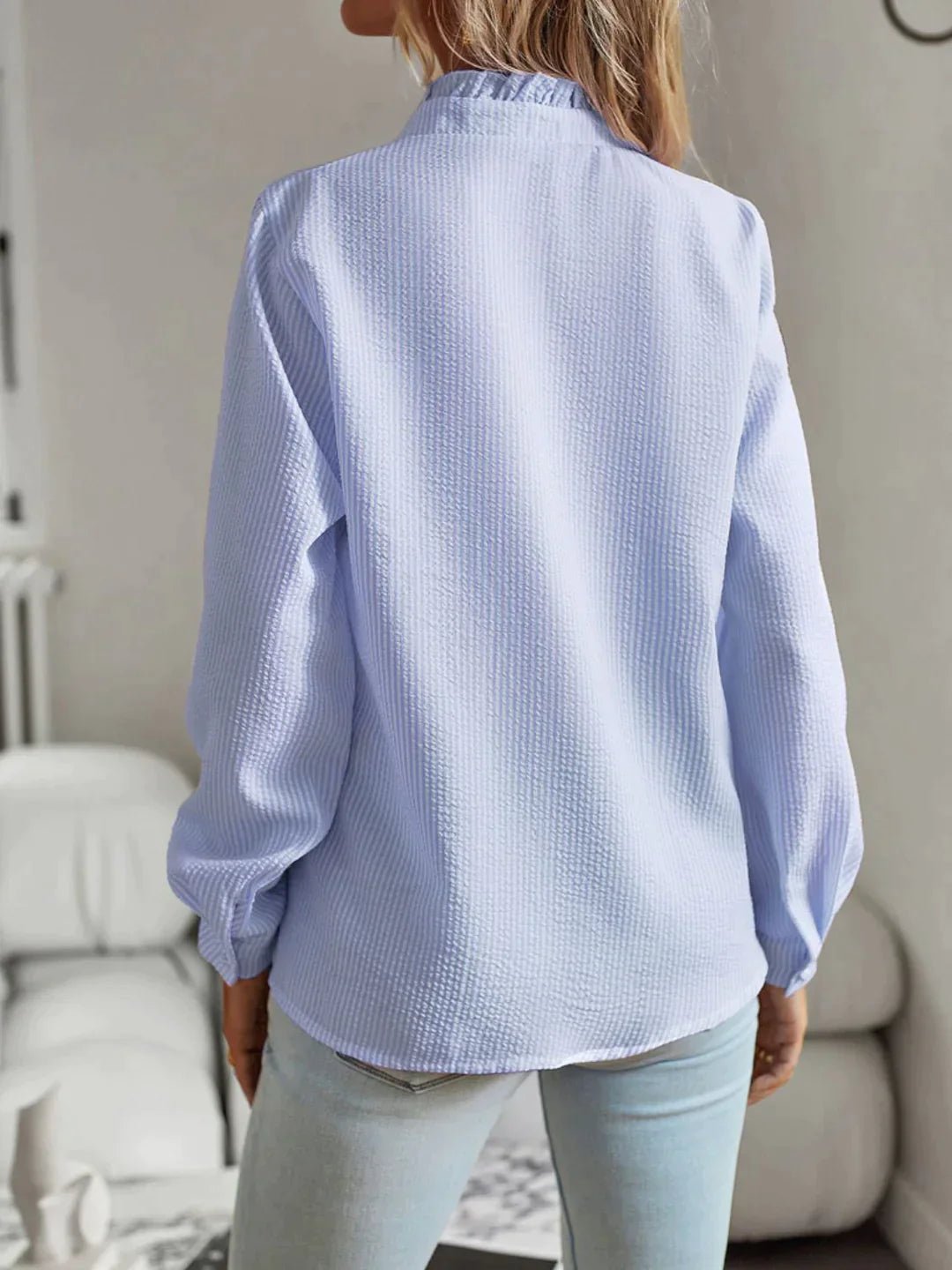 Ines |  Blaues Hemd mit Aufdruck