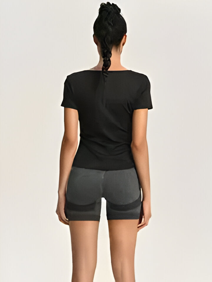Ashley | Kurzärmeliges Yoga T-Shirt mit V-Ausschnitt für Frauen