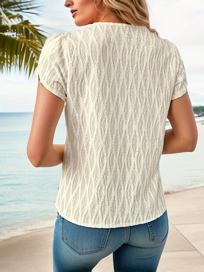Penelope | T-Shirt mit asymmetrischem Ausschnitt und Blütenärmeln