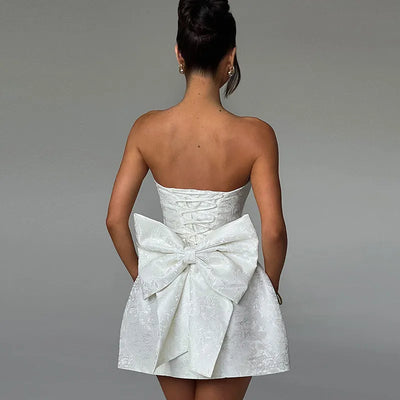 Zuzanna - Geblümtes Jacquard-Kleid