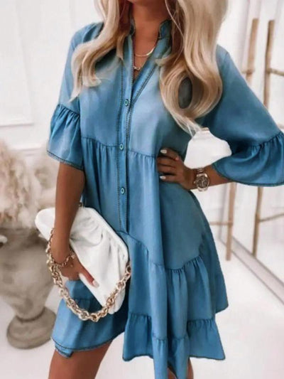 „CityBlues“ – Sommerkleid mit Denim-Optik & Volant-Details