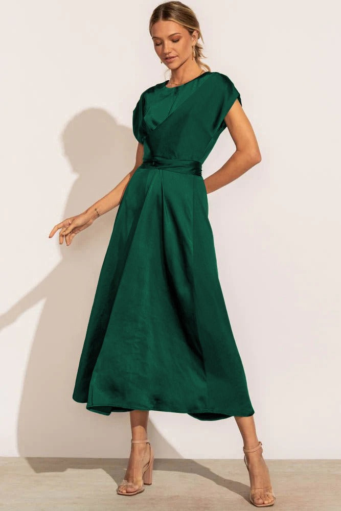 Christine |  Schönes elegantes Midi Abendkleid