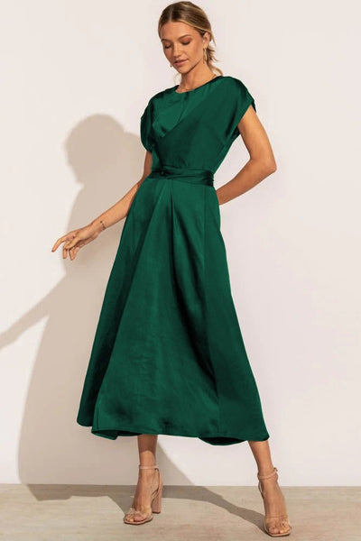 Christine |  Schönes elegantes Midi Abendkleid